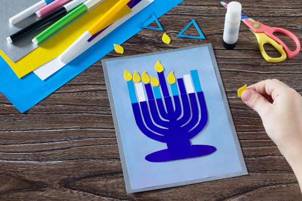 Hanukkah Crafts: 24 Simple Projects for Children